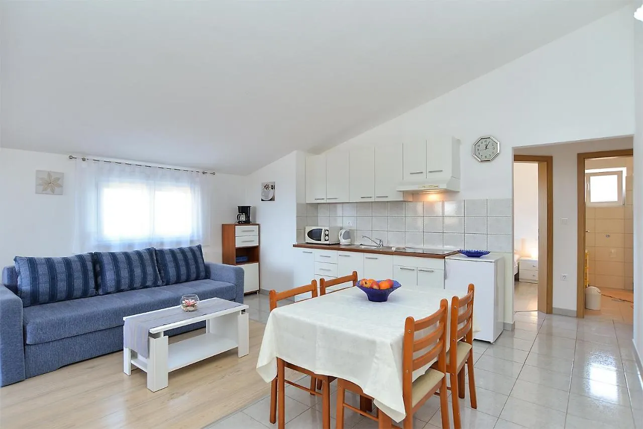 Apartments Jere 719 Pula Hırvatistan