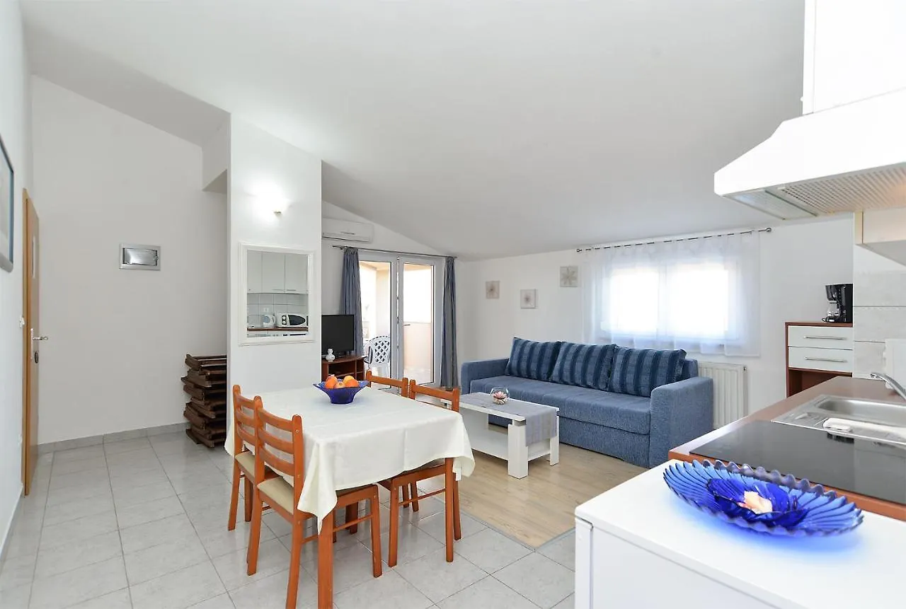 Apartments Jere 719 Pula Hırvatistan